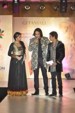 Rahul Roy walks for Manali Jagtap Show at Global Magazine- Sultan Ahmed tribute fashion show on 15th Aug 2012 (31).JPG